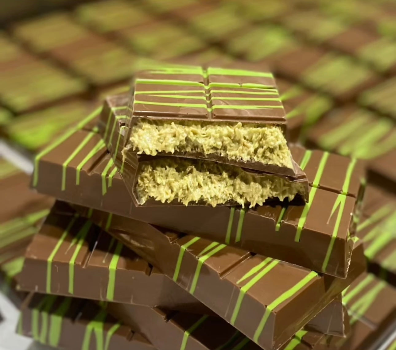 Dima’s Dubai Chocolate Kunafah Pistachio (195g)